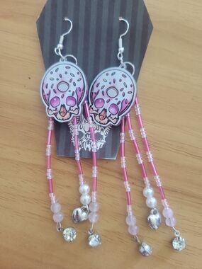 🧋NEW🧋Hand Crafted Pink Donut Skull Beaded Dangle Earrings